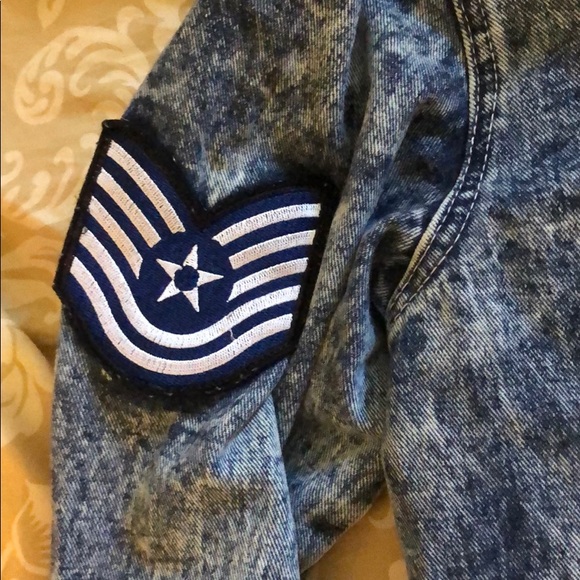 Brooklyn Jean Jacket - Picture 4 of 7